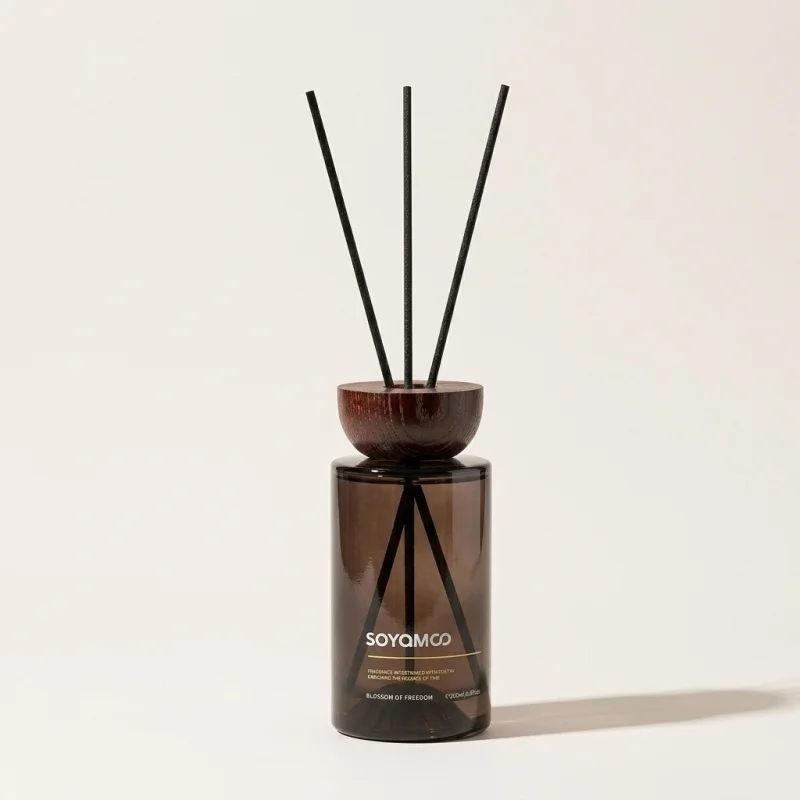 SOYAMOO Agarwood Reed Diffuser - Premium Home Fragrance with Fiber Sticks - Main Image