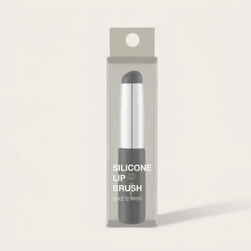 STUDIO17 Silicone Lip Brush for Seamless Blending and Precise Application - Main Image